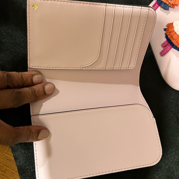 Kate Spade New York Flock Party Parrot Crossbody bundle of 3 matching pieces. - Picture 6 of 15